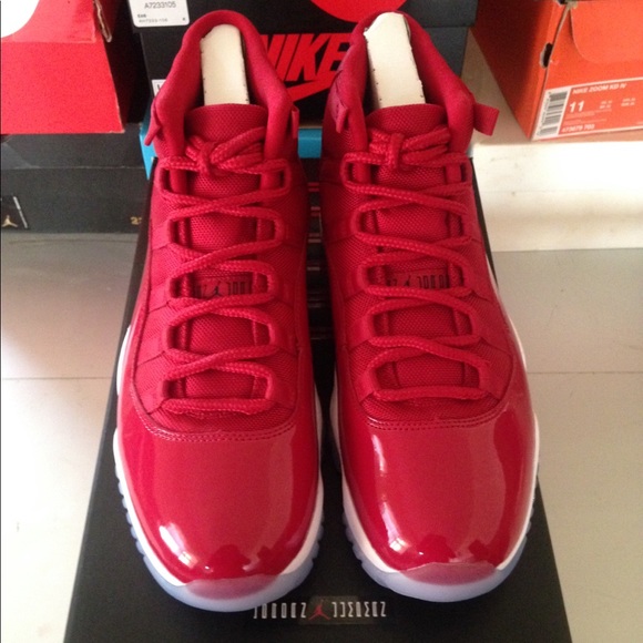 Jordan 11 “Win Like 96” - Picture 3 of 8